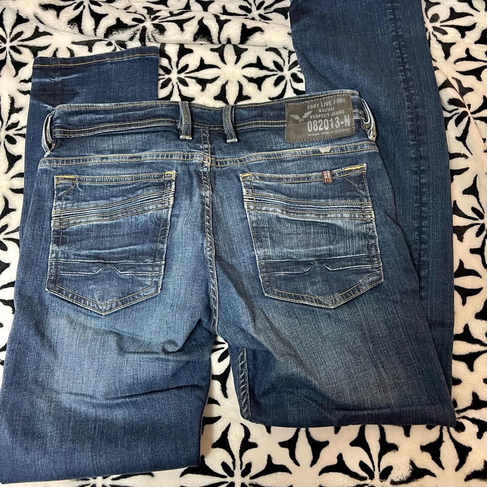 Nauval designer jeans